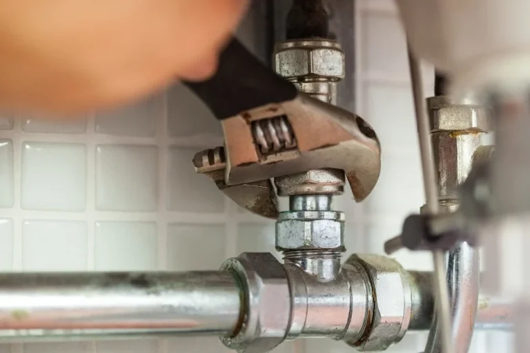 Diferencias de las Llaves de corte de agua según material en fontanería